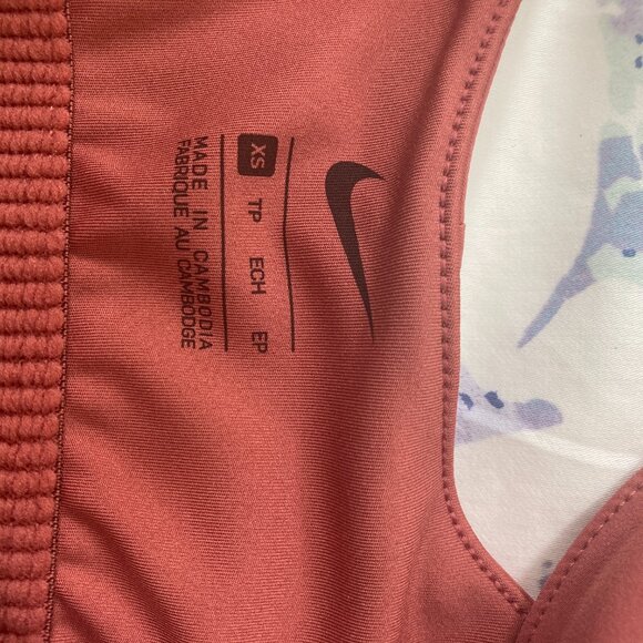 Nike Womens Bliss Luxe Exercise Tennis Dress w/ Built-in Bra/Shorts XS Pink - Picture 2 of 7